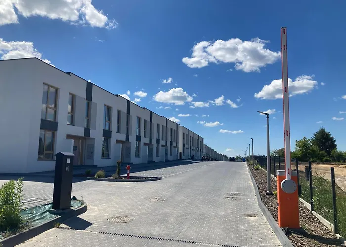 Premium - Evergreen - Self Check-in - Parking